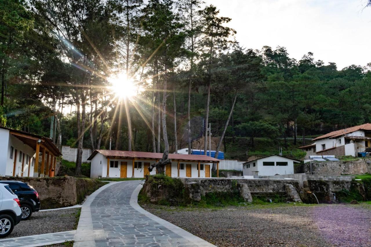 Casa Montana Hotel Chichicastenango Esterno foto